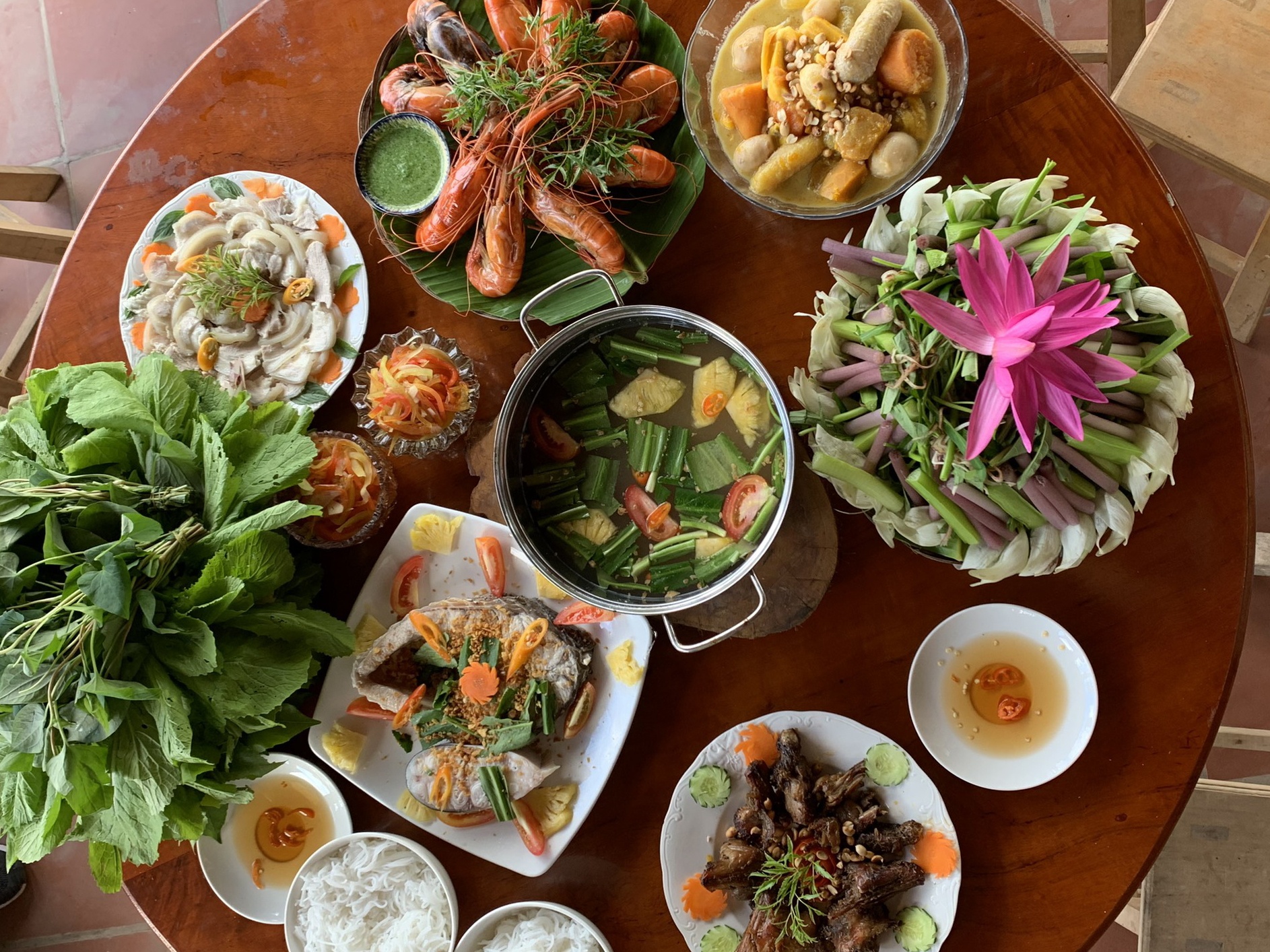 Đoàn khách đầu tiên đến Bến Tre ảnh 2 Doan khach dau tien den Ben Tre anh 2