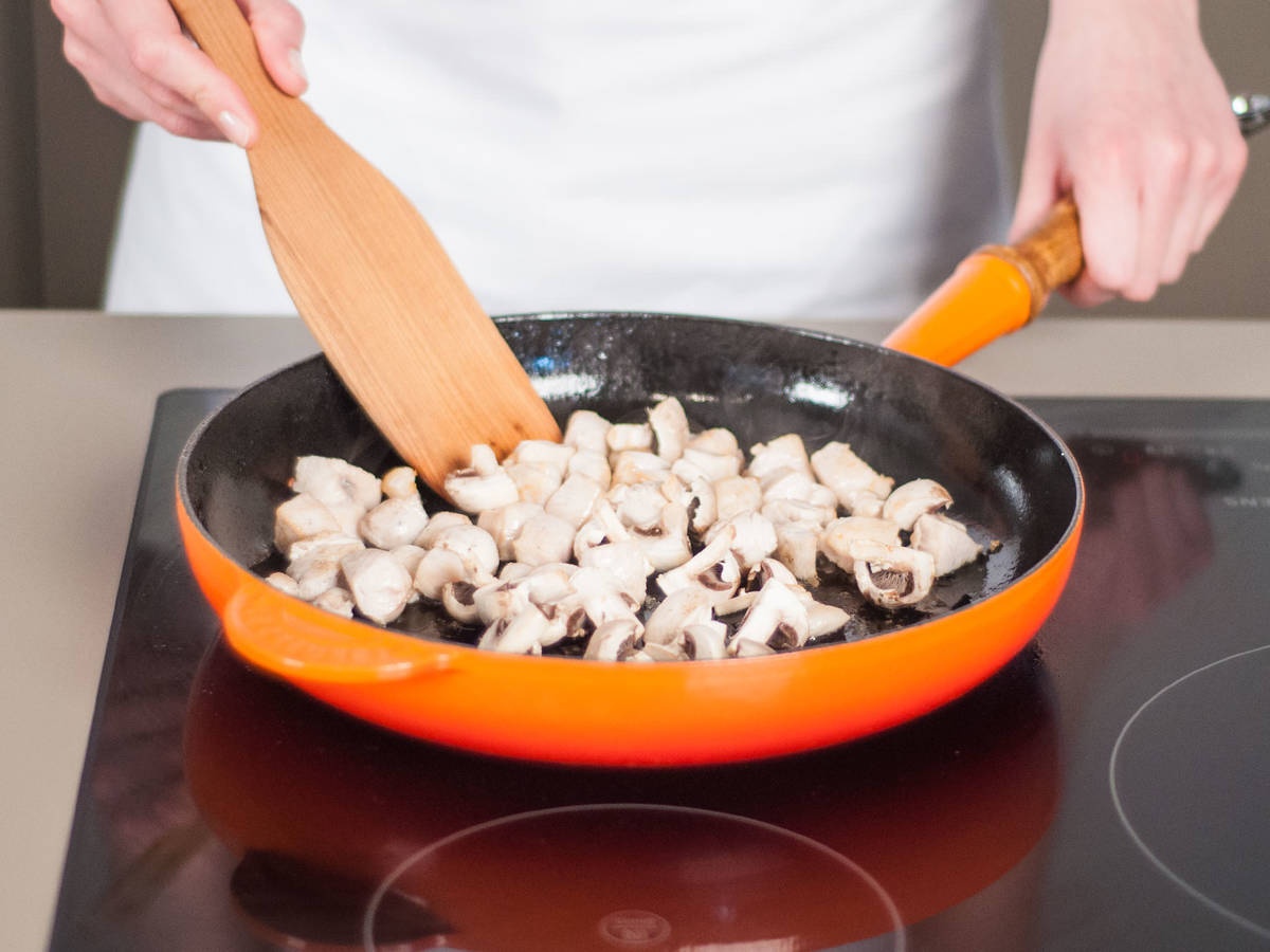 bánh mì salad gà ảnh 6 banh mi salad ga anh 6