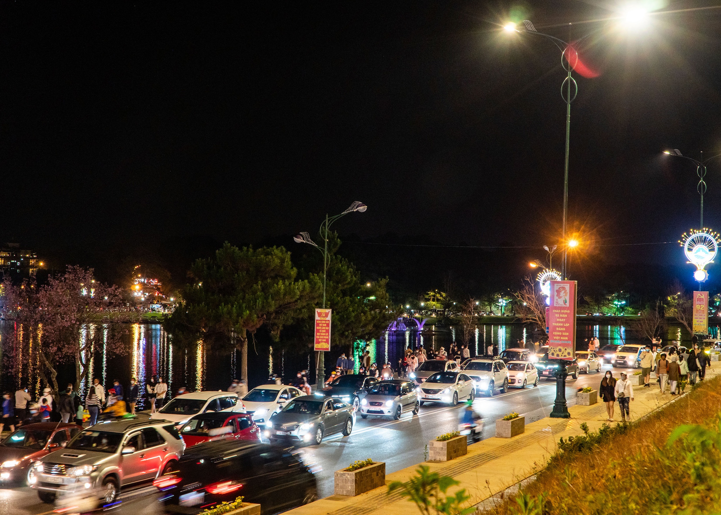 Khach den Da Lat tang 139% so voi nam ngoai hinh anh