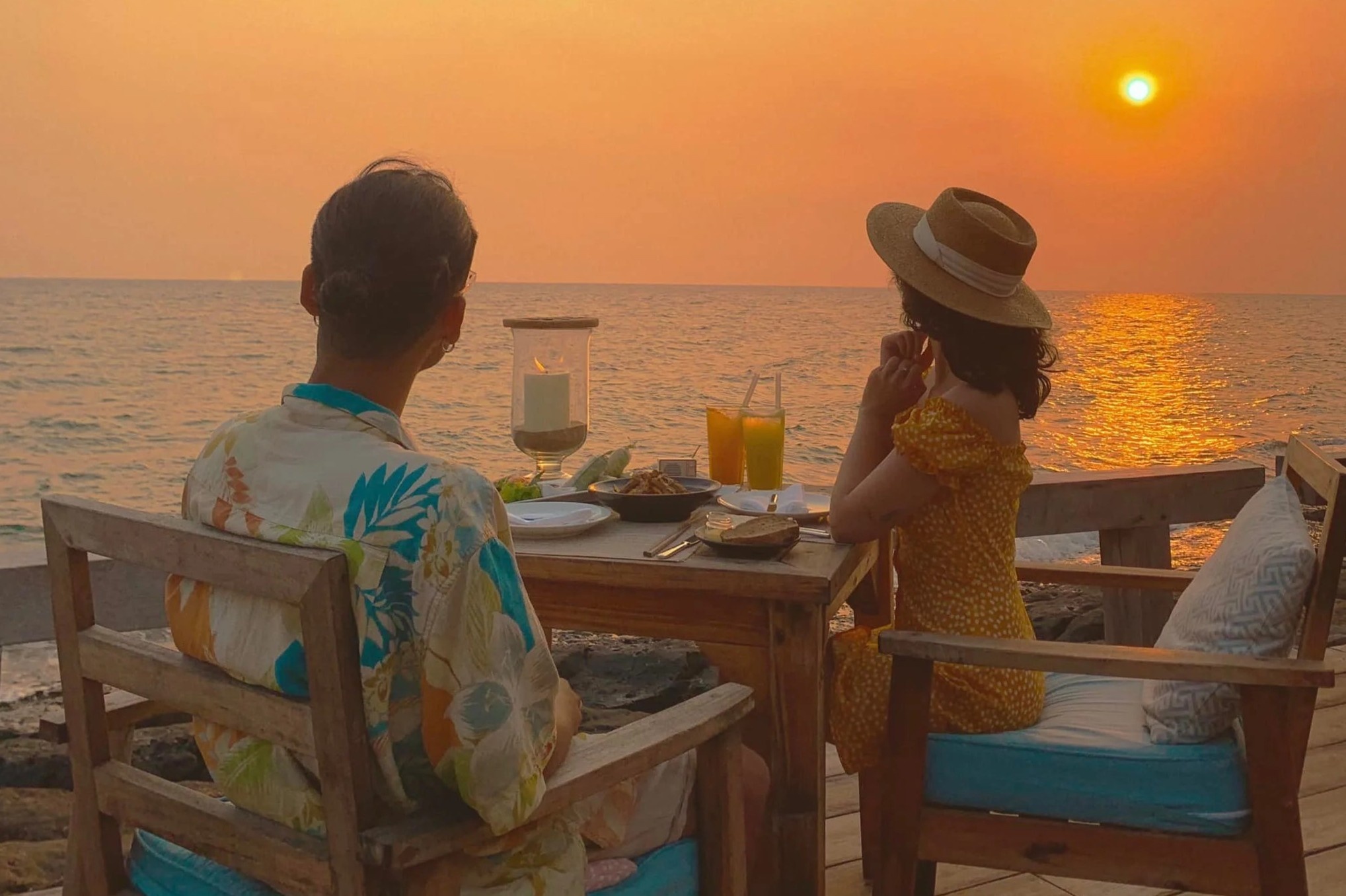 Ve may bay di Con Dao, Phu Quoc tang dip le 30/4 hinh anh