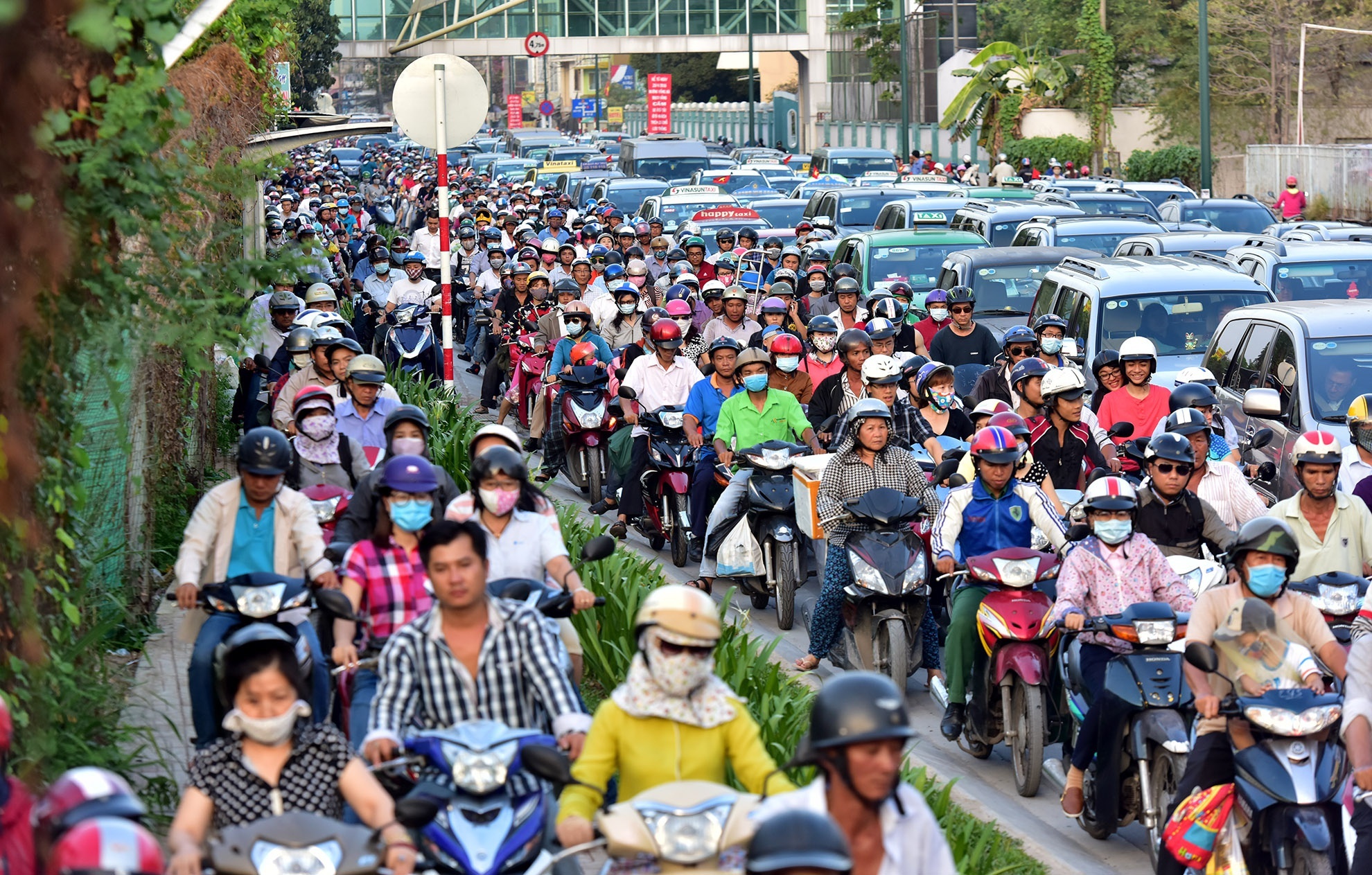 để không trễ máy bay khi đi du lịch lễ  ảnh 9 de khong tre may bay khi di du lich le anh 9