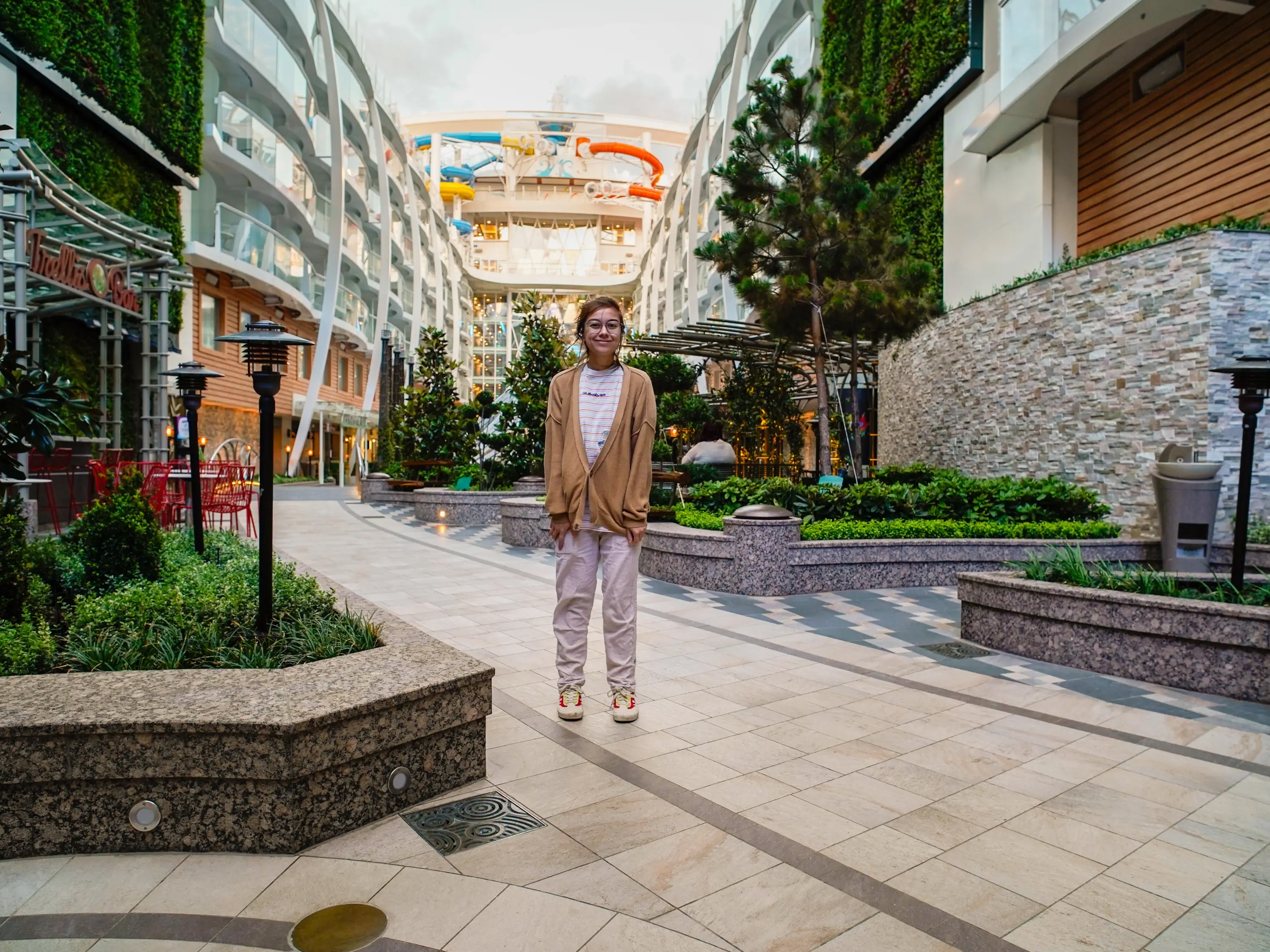 tàu du lịch lớn nhất thế giới ảnh 5 tau du lich lon nhat the gioi anh 5