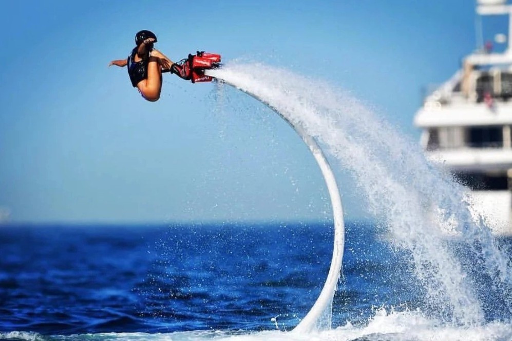 ty phu Elon Musk di du lich Saint Tropez anh 7