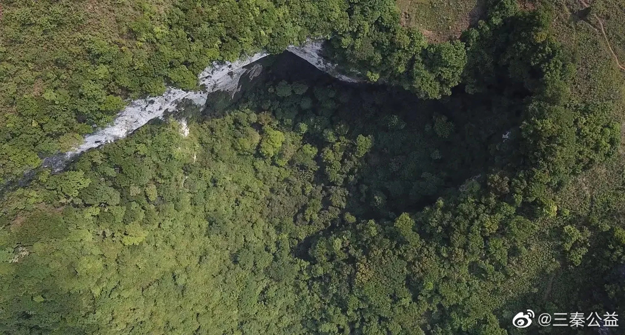 phat hien ho sut anh 1