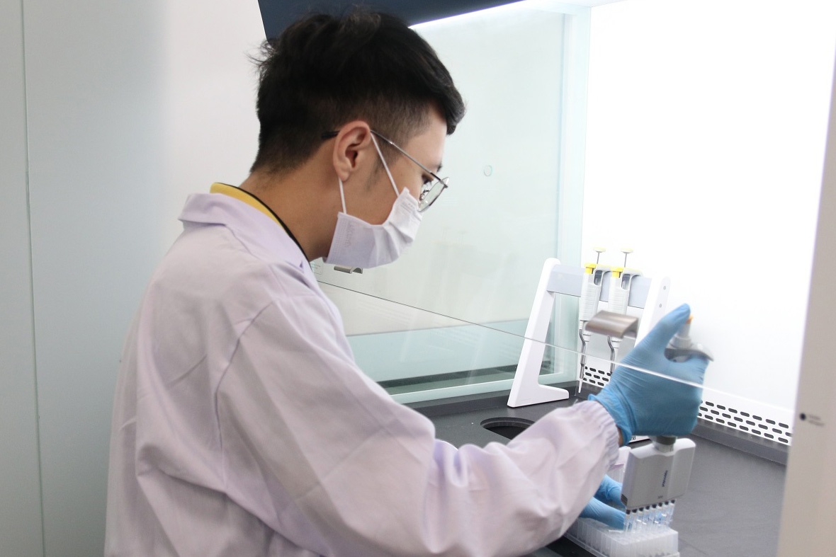 Human Act Prize 2023 vinh danh du an ‘Thuoc dung cho em’ cua GeneStory hinh anh