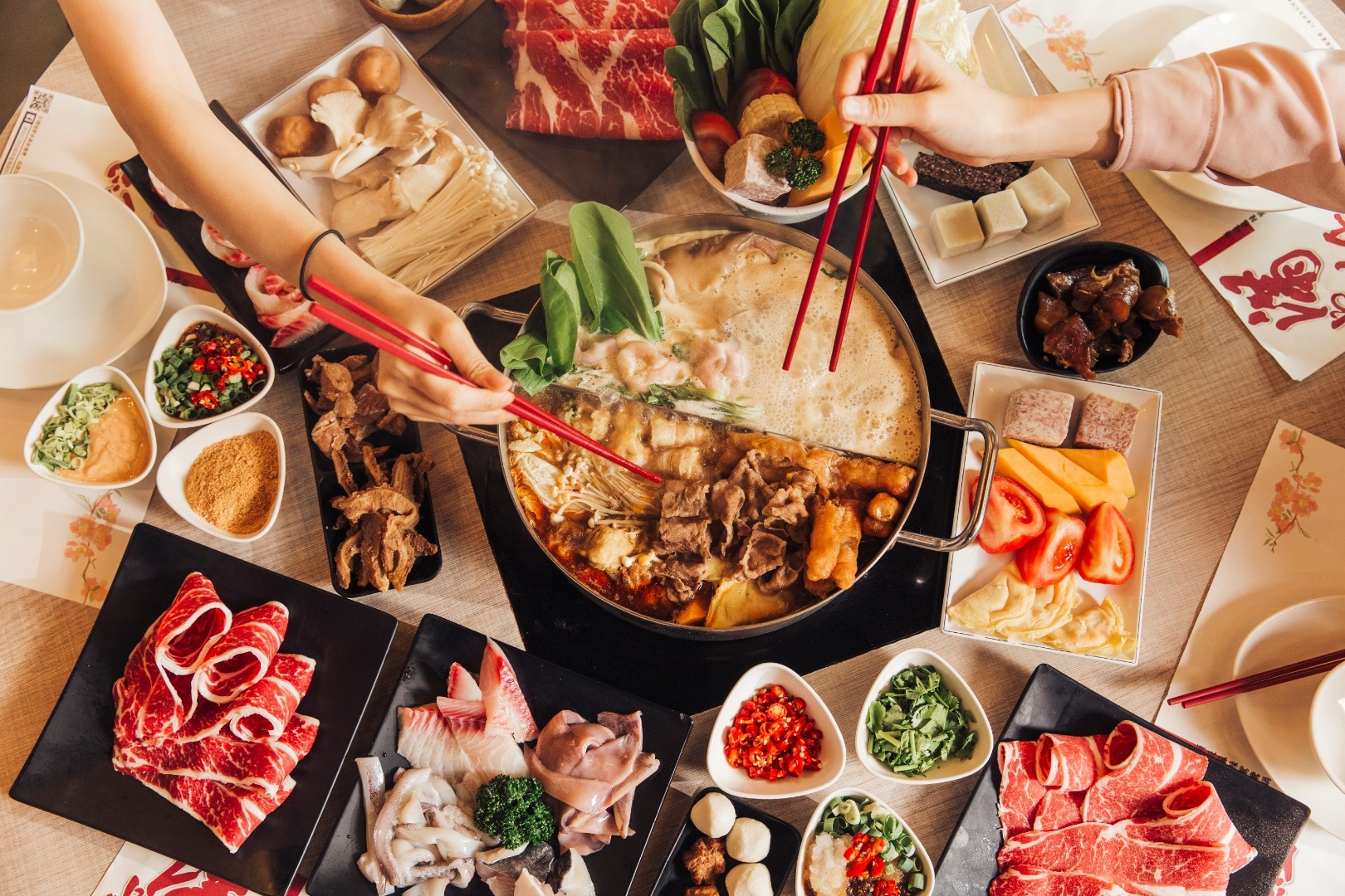 Trai nghiem 5 mon lau noi tieng tai Dai Loan hinh anh