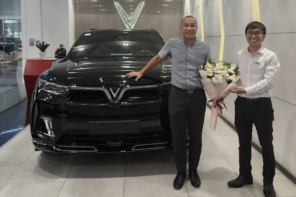 VinFast VF 9 uu dai hon 100 trieu dong - lua chon xe gia dinh cuoi nam hinh anh