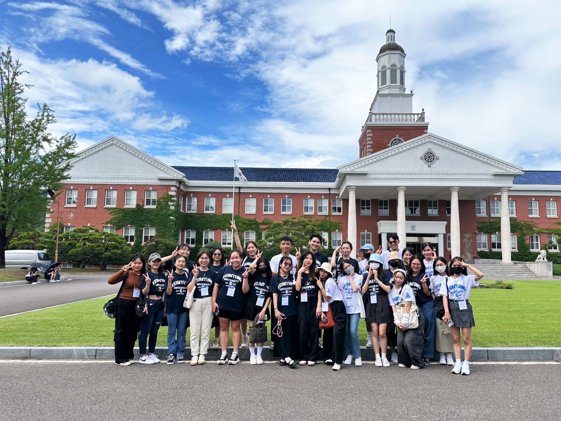 UEF,  Dai hoc Gloucestershire anh 4