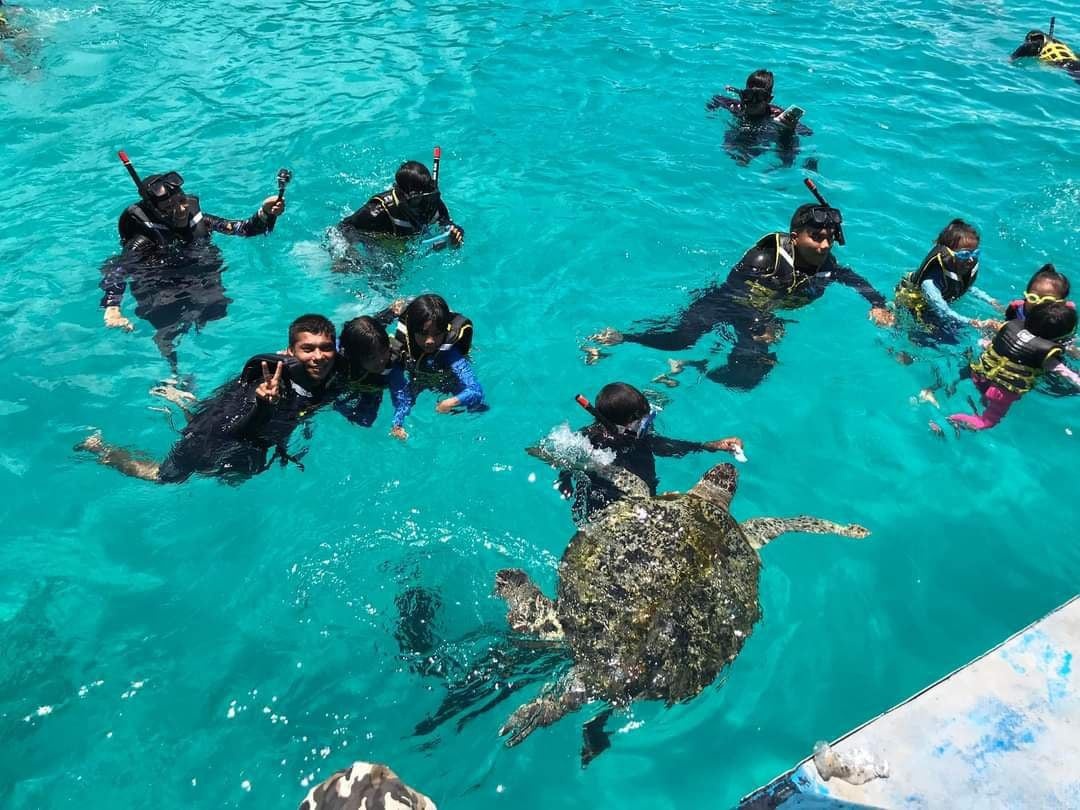 Khong thieu hoat dong vui choi tai bo dong Malaysia hinh anh
