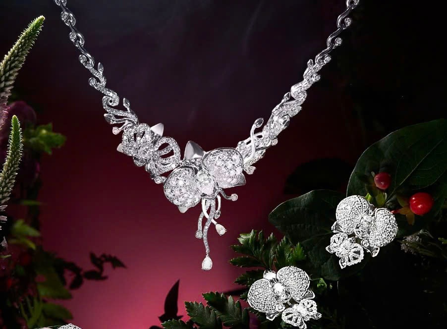 Bao Tin Manh Hai ra mat BST moi, quay so trung qua gia tri hinh anh