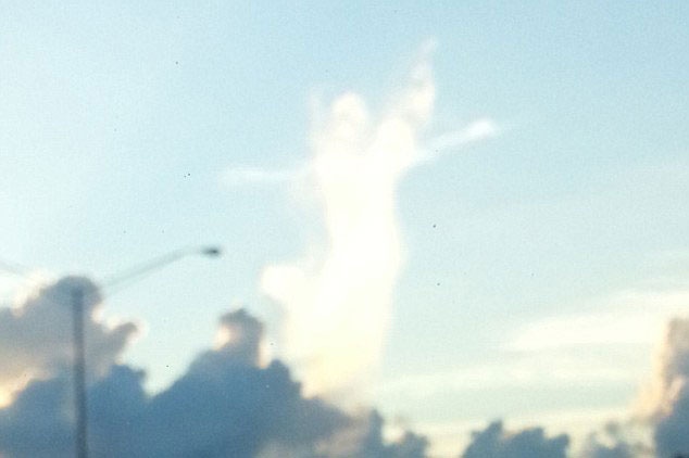 'Thien than' hien ra tren bau troi My hinh anh