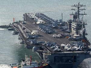 My dieu tau san bay USS Nimitz ho tro tan cong Syria hinh anh