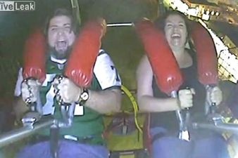 Nguoi dan ong khoc nhu tre em khi choi tro mao hiem hinh anh