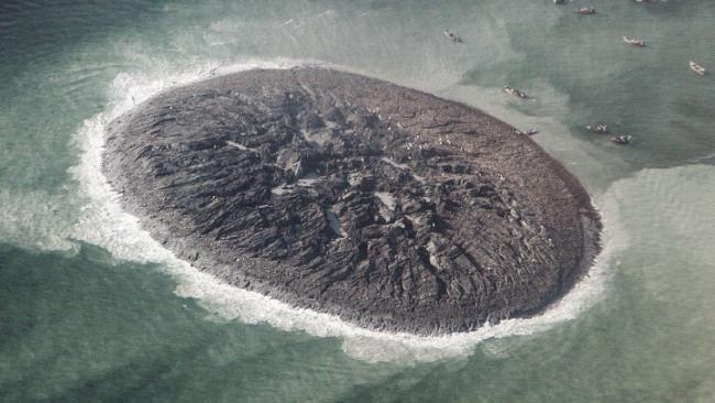 Hinh anh dao moi noi sau dong dat o Pakistan tu vu tru hinh anh