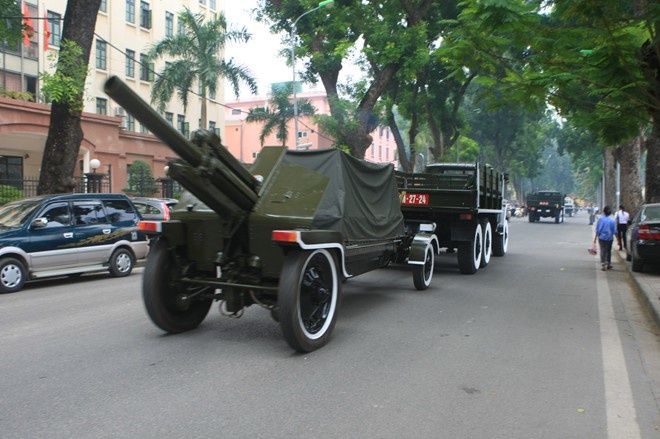 Luu phao tren xe cho linh cuu Dai tuong co gi dac biet? hinh anh