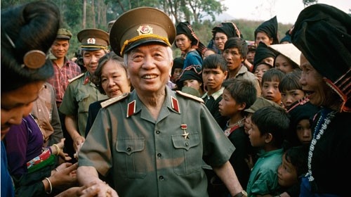 'Nguyen thu dau tien vieng Tuong Giap' noi bat nhat tuan hinh anh