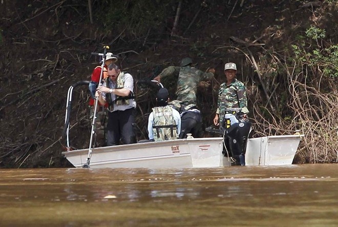 Da co tin hieu tu hop den may bay bi roi o Lao hinh anh