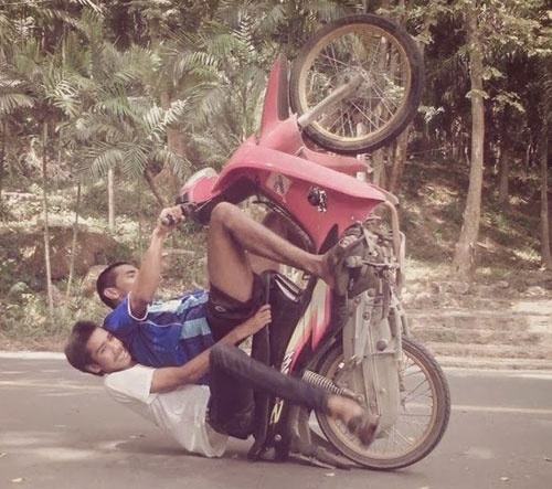 Khoanh khac vui cuoi chi co o chau A (phan 55) hinh anh