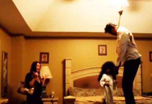 Man doa ma son gai oc trong phong ngu hinh anh