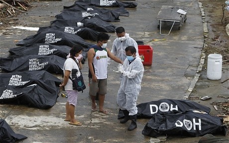 Tong thong Philippines uoc tinh 2.500 nguoi chet do sieu bao hinh anh