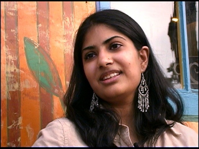 An Do: Nu sinh bi 5 canh sat cuong hiep tap the hinh anh