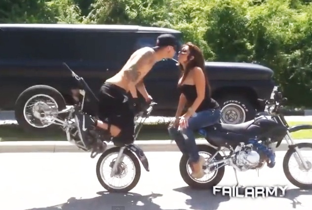 Nhung tai nan khoi hai cua phai dep nam qua hinh anh