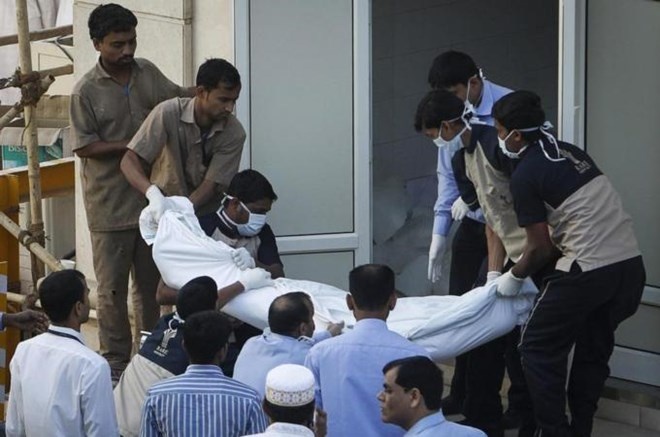 18 nguoi thiet mang do giam dap tai Mumbai hinh anh