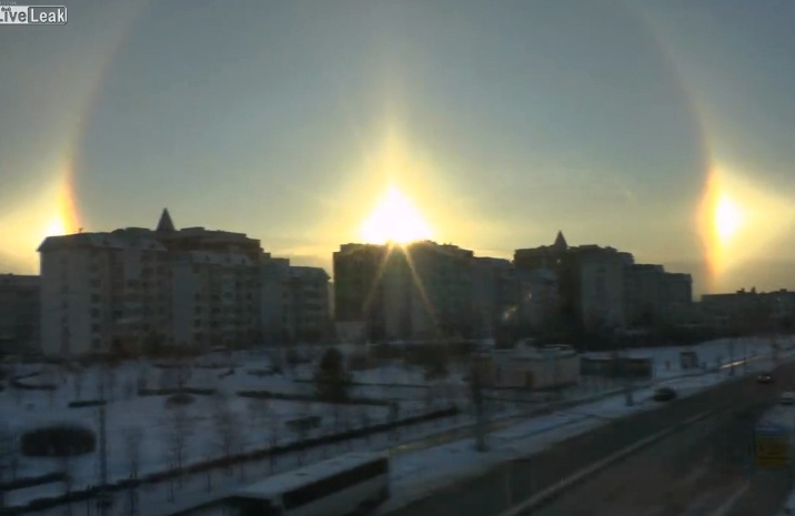 Mat troi gia xuat hien o Nga hinh anh