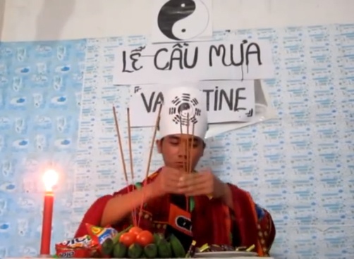 Le cau mua Valentine hinh anh