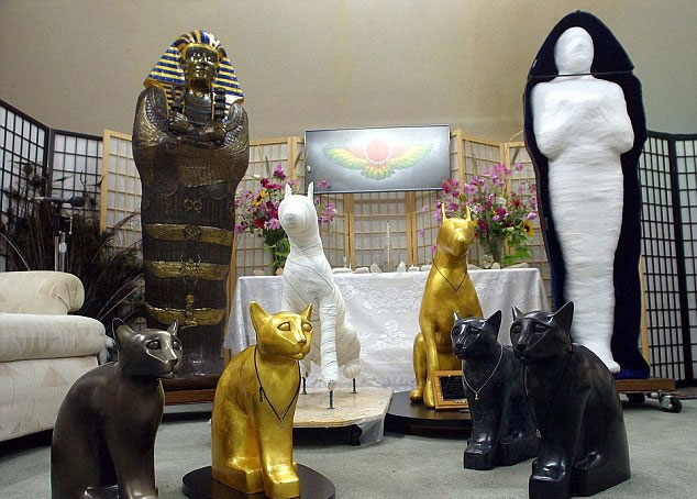 1.500 nguoi dang ky uop xac sau khi chet hinh anh