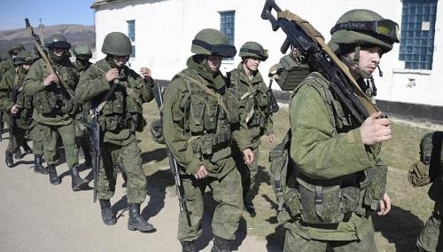 May bay quan su Nga do vao Crimea hinh anh