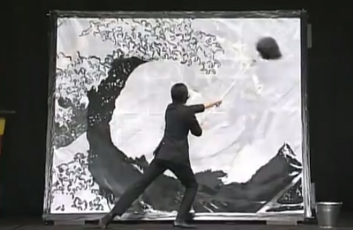 Clip hai: Hoa si thien tai hinh anh