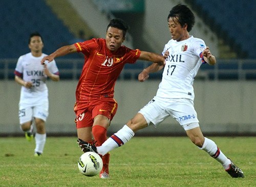 Chan thuong cua 'Ronaldo Viet Nam' khong nghiem trong hinh anh