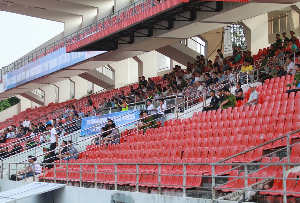 Mo cua tu do san Lach Tray cuu giai U21 quoc gia hinh anh