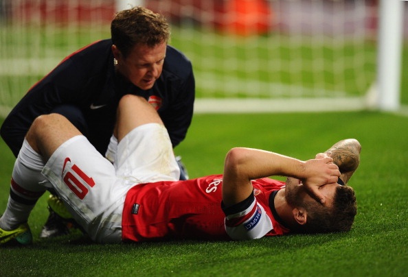 Arsenal mat cau thu ghi kiet tac co mot khong hai hinh anh