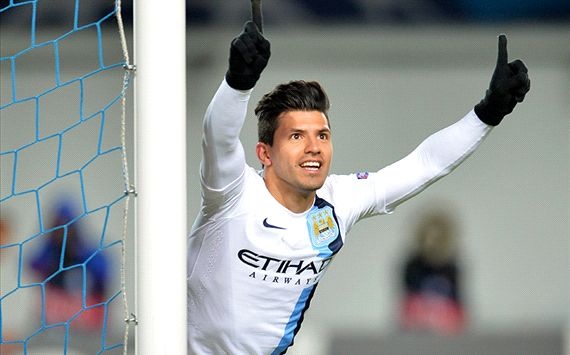 Aguero giup Man City thoat chet tren dat Nga hinh anh