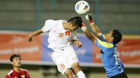 U23 VN 2-2 Semen Padang: Manh Hung ghi kiet tac hinh anh