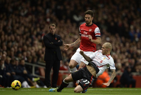 Canh sat truong ham mo Liverpool ban ha CDV MU hinh anh