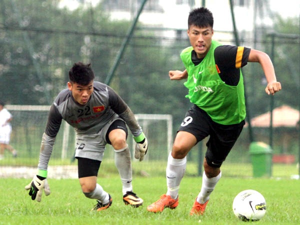 Tuyen thu U23 Viet Nam chay dua tranh 3 ve bi loai hinh anh