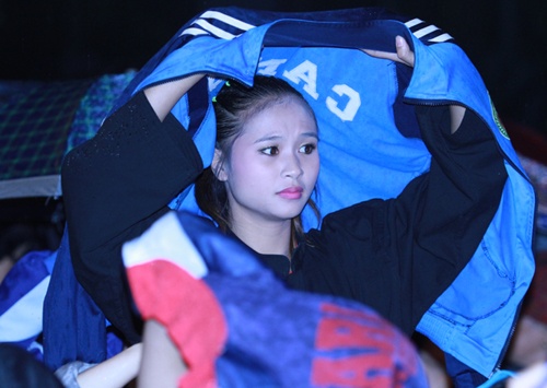 VDV Viet doi mua du le xuat quan SEA Games 27 hinh anh