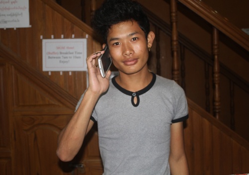 SEA Games 27: SIM di dong Myanmar dat hon 100 lan o VN hinh anh