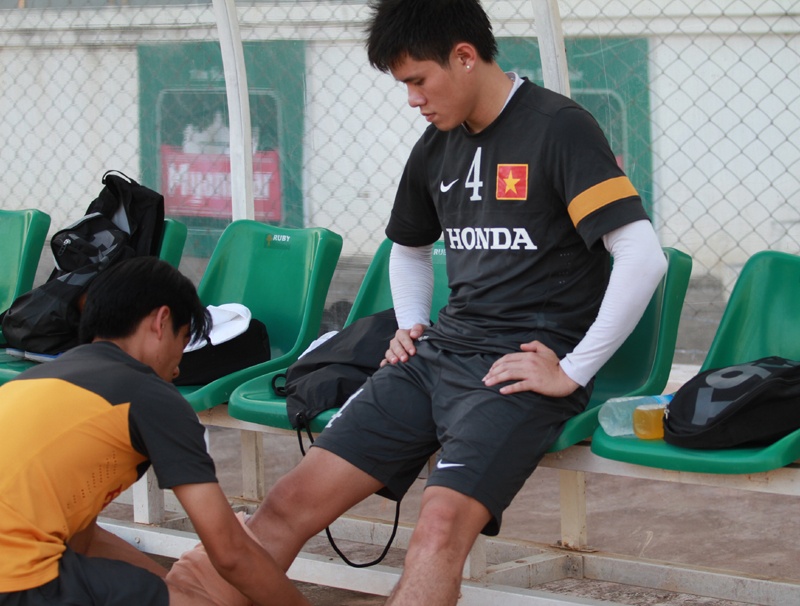 Bao chan thuong tan pha U23 Viet Nam hinh anh