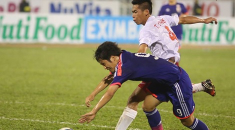 ‘U19 VN nen da phong ngu phan cong truoc U19 Tottenham’ hinh anh