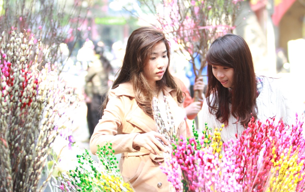 Nu van dong vien wushu xinh tuoi don Tet hinh anh