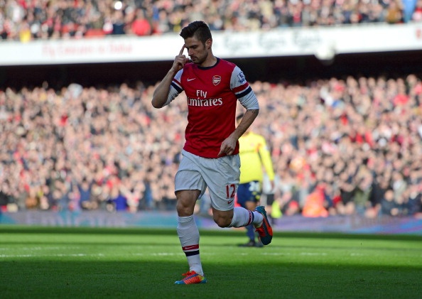 Giroud nang ty so len 2-0 cho Arsenal hinh anh