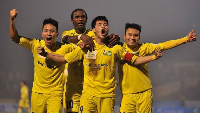 Ban thang trong tu the viet vi cua cau thu SLNA hinh anh