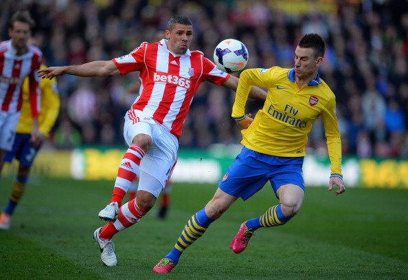 Ban thang tren cham 11m cua Walters hinh anh