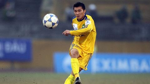 Cau thu SLNA nhan an phat nang nhat lich su V.League hinh anh