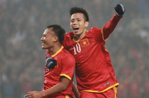 DTVN an mung phan khich khi dap tan giac mo cua Hong Kong hinh anh