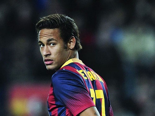 Neymar bo lo co hoi nang ty so len 2-0 hinh anh